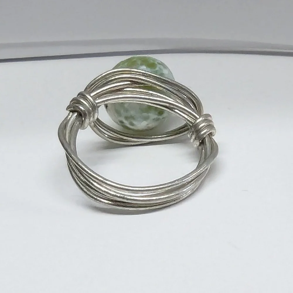Handmade Wire Wrapped Ring Womens Size 6.5 Green White Agate Spinning SilverTone